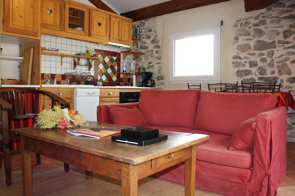 Domaine De "Creva-Tinas" Bed and Breakfast Mailhac Buitenkant foto